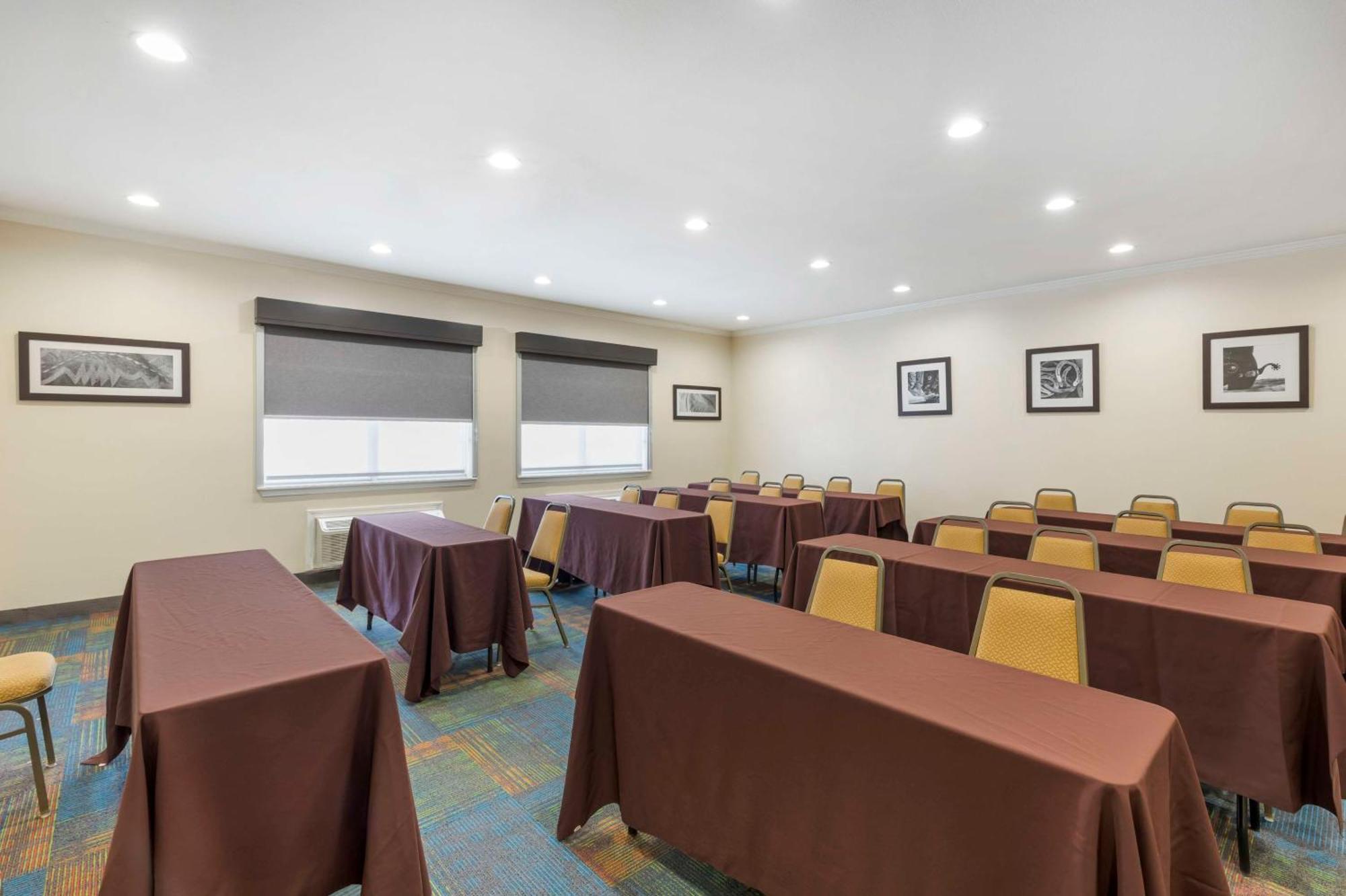 Best Western Plus Lake Worth Exterior photo