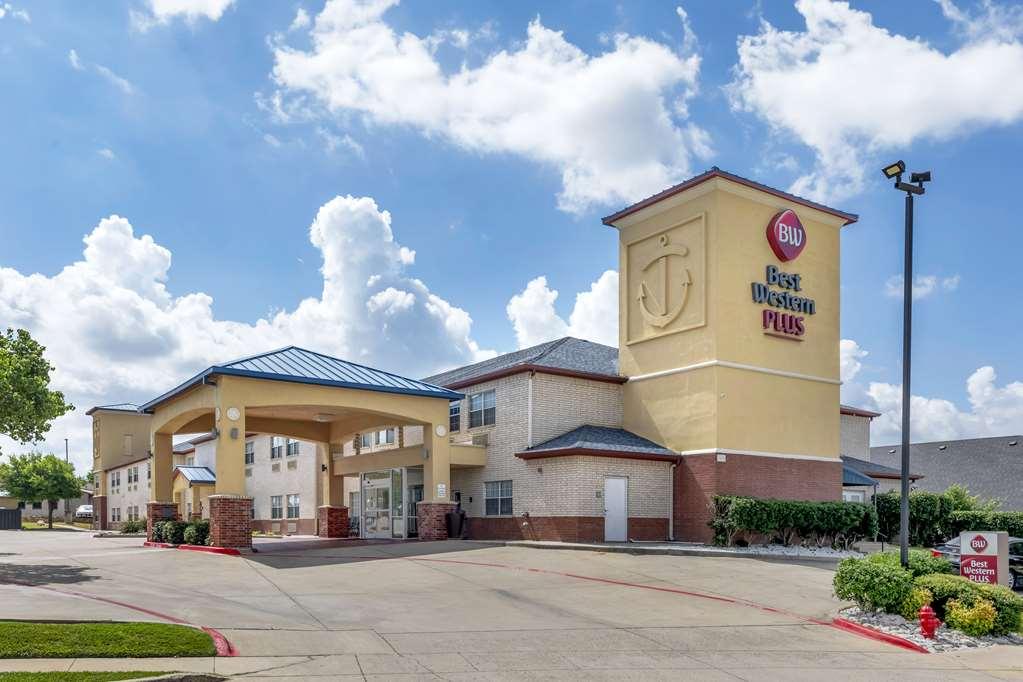 Best Western Plus Lake Worth Exterior photo