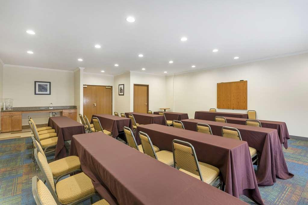 Best Western Plus Lake Worth Hotel Facilities photo